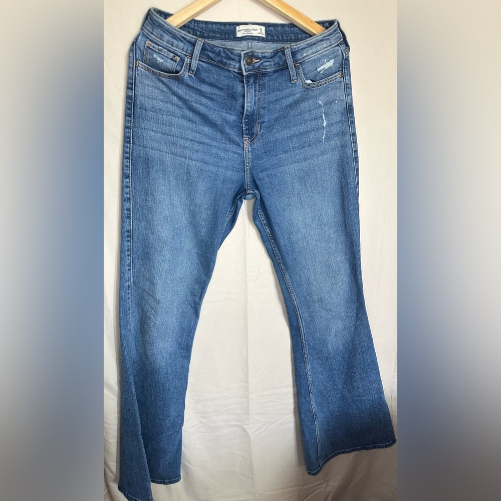 Abercrombie & Fitch The Flare Ultra High Rise